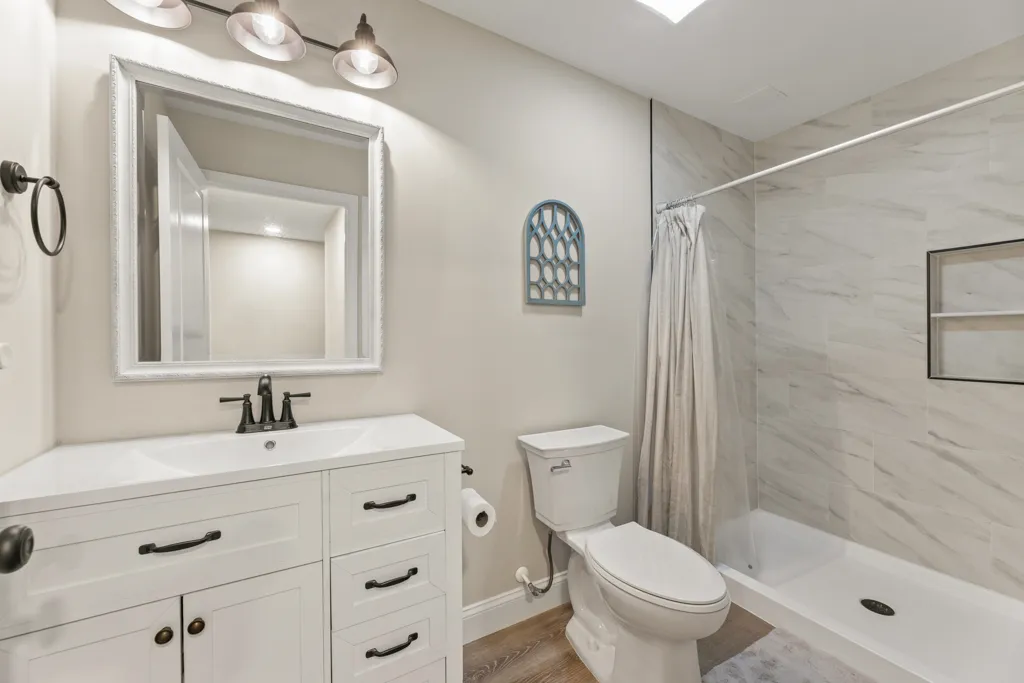 Finished basement in Alpharetta, GA by HomeVantage