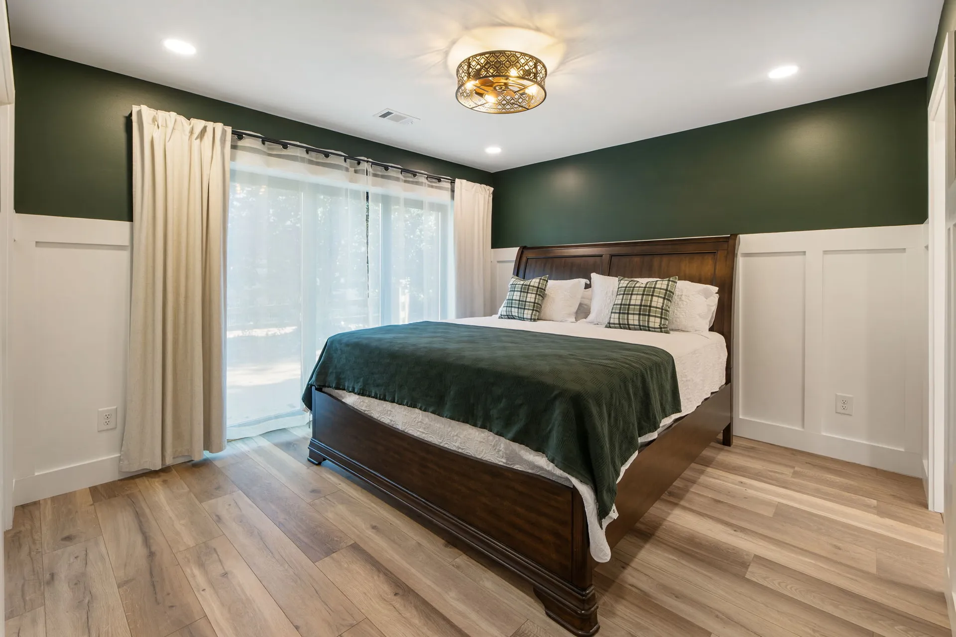 Finished basement in Roswell, GA by HomeVantage