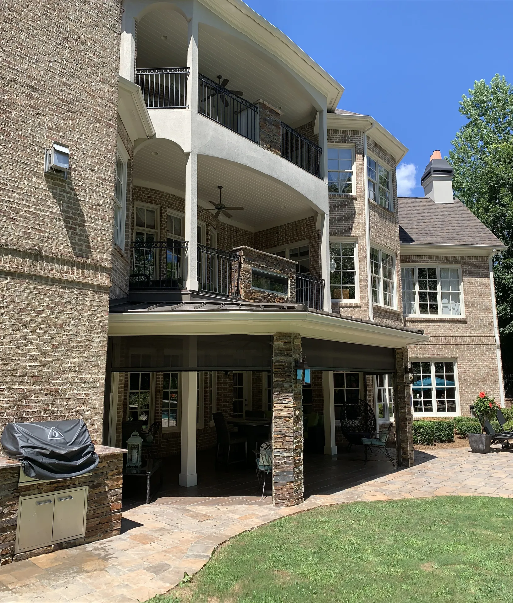 Covered patio in Roswell, GA by HomeVantage