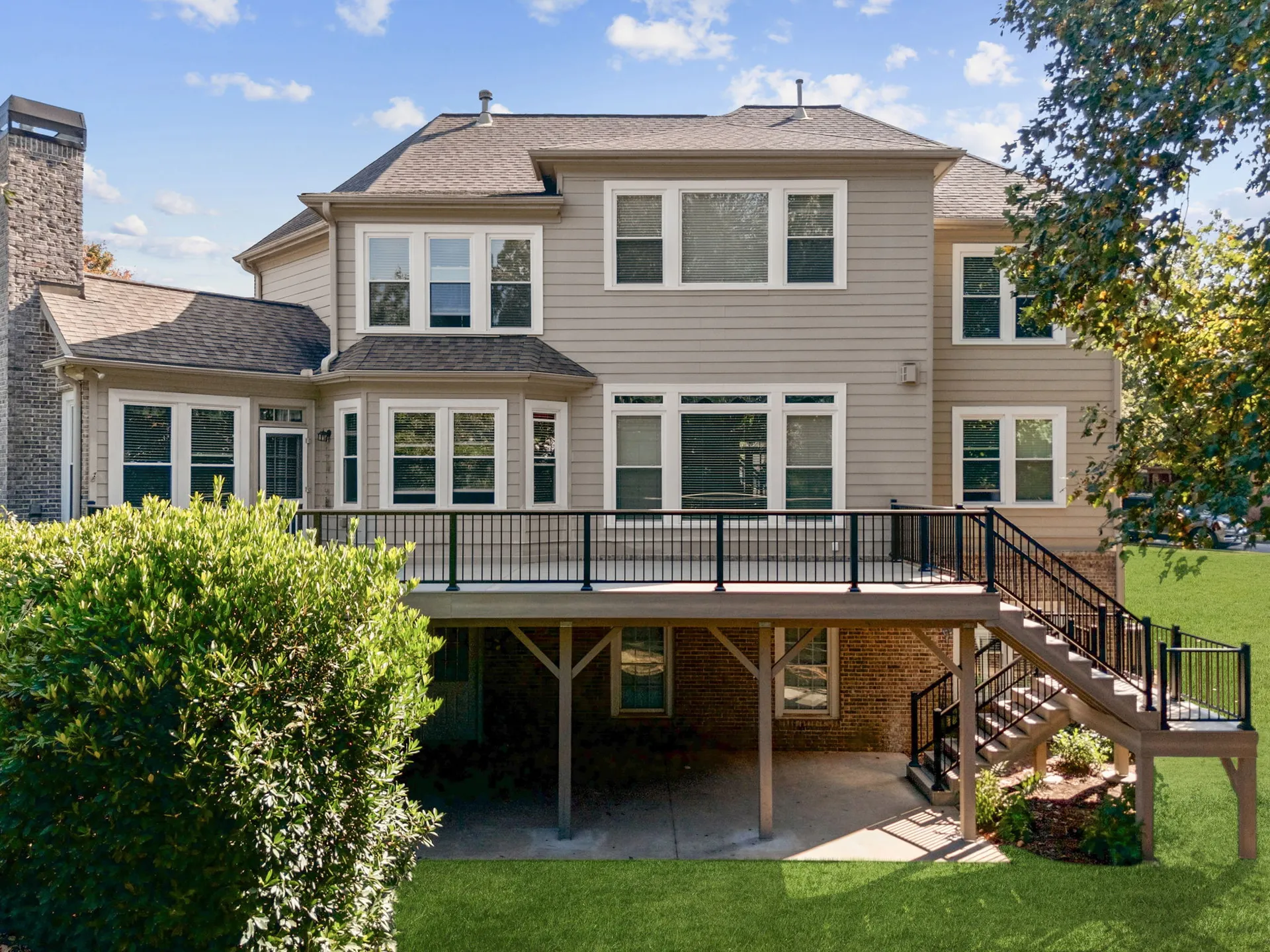 Multi-level open deck in Cumming, GA by HomeVantage