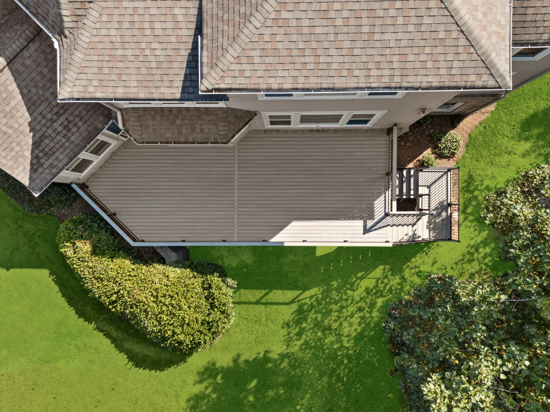 Multi-level open deck in Cumming, GA by HomeVantage